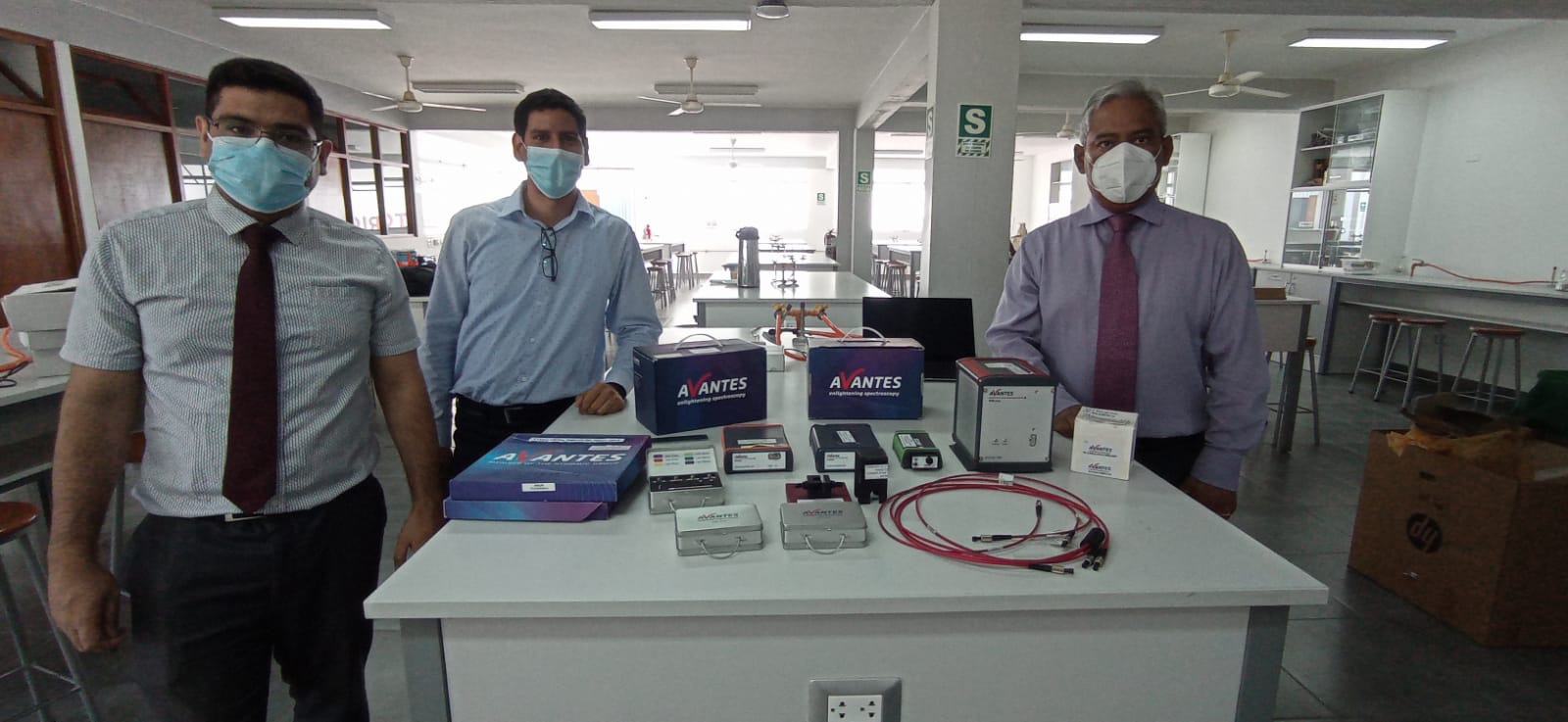 Foto de entrega proyecto ciencias básicas
